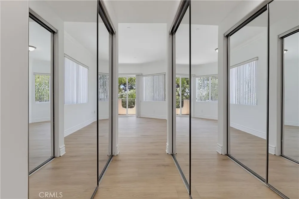 350 Bethany Road Burbank, CA 91504