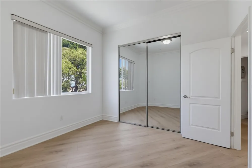 350 Bethany Road Burbank, CA 91504