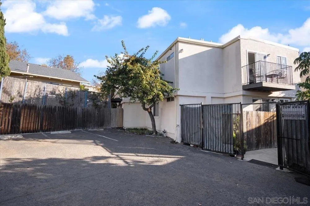 4180 Cleveland Ave San Diego, CA 92103