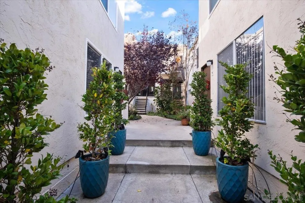 4180 Cleveland Ave San Diego, CA 92103