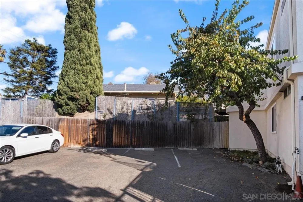 4180 Cleveland Ave San Diego, CA 92103