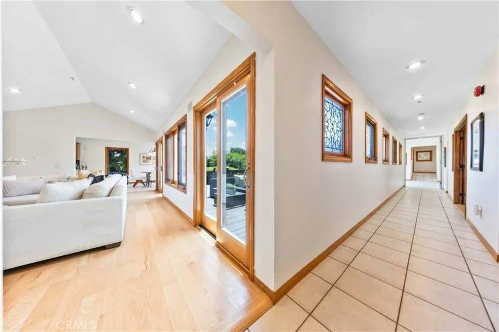 1209 S 8th Avenue Arcadia, CA 91006