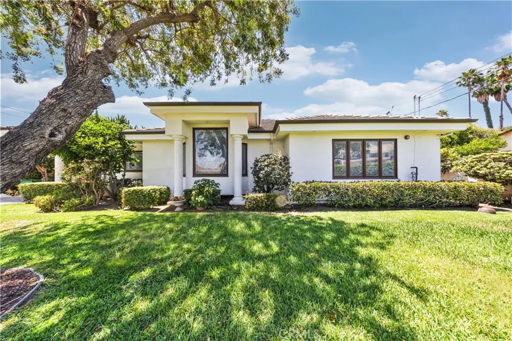 1209 S 8th Avenue Arcadia, CA 91006