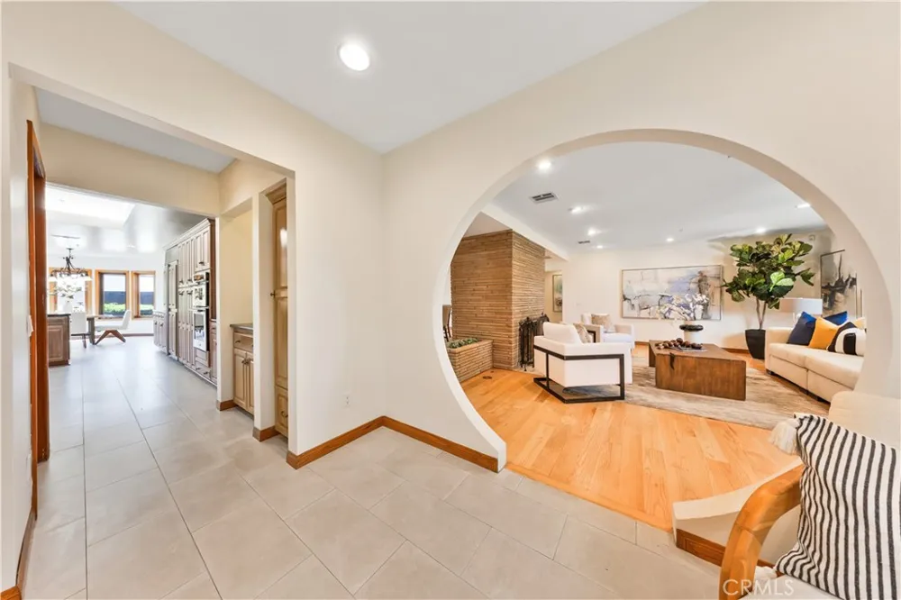 1209 S 8th Avenue Arcadia, CA 91006
