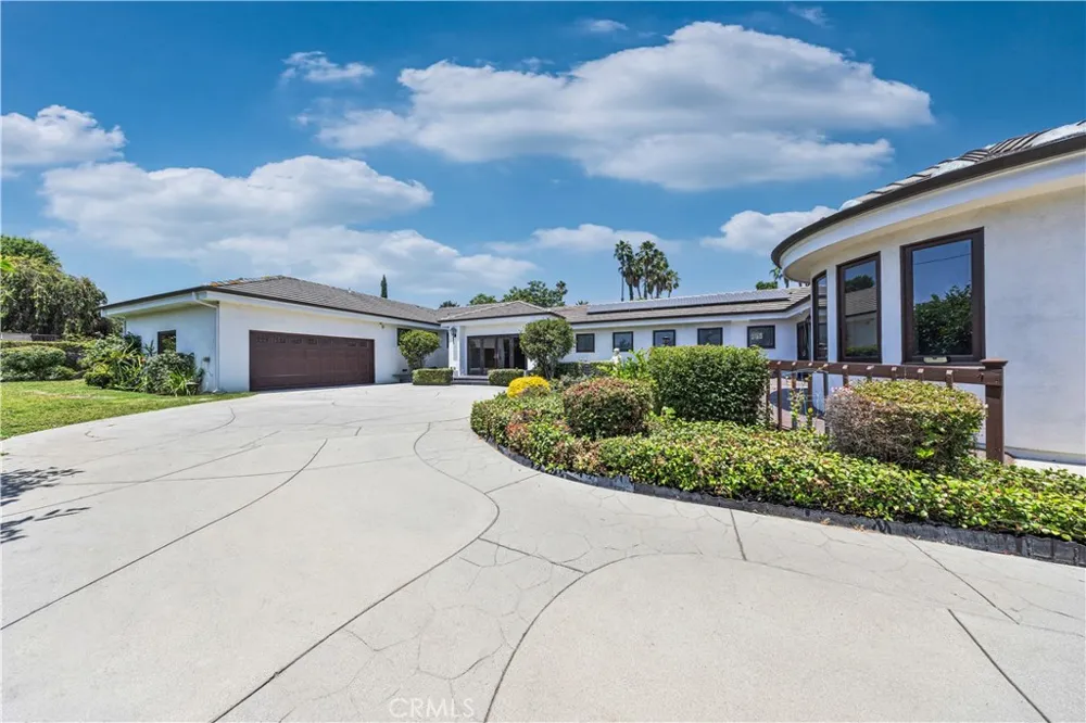 1209 S 8th Avenue Arcadia, CA 91006