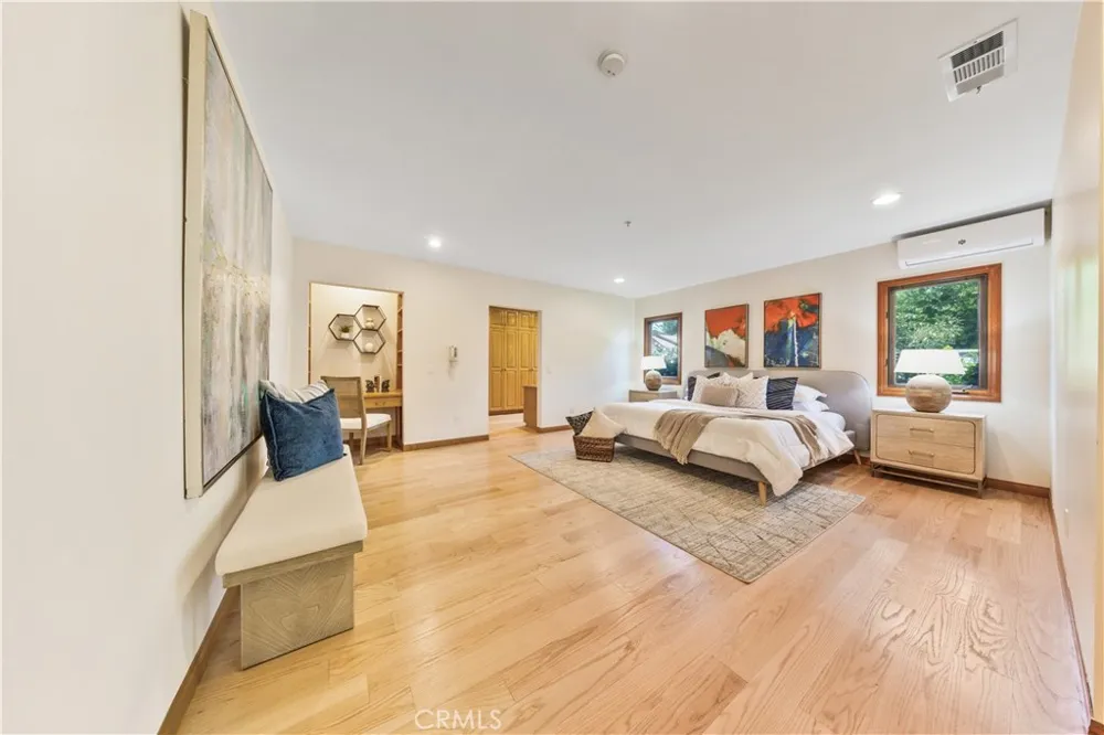 1209 S 8th Avenue Arcadia, CA 91006
