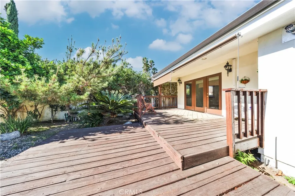1209 S 8th Avenue Arcadia, CA 91006