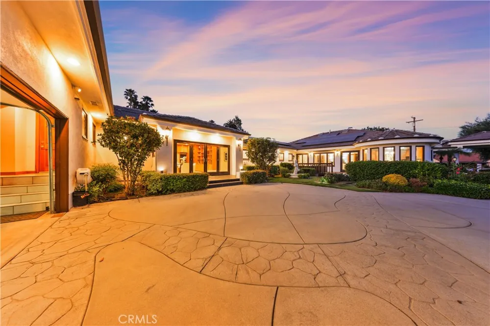 1209 S 8th Avenue Arcadia, CA 91006