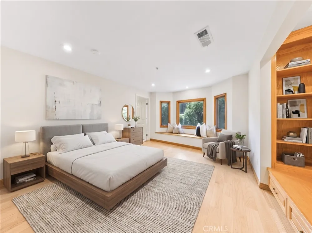 1209 S 8th Avenue Arcadia, CA 91006
