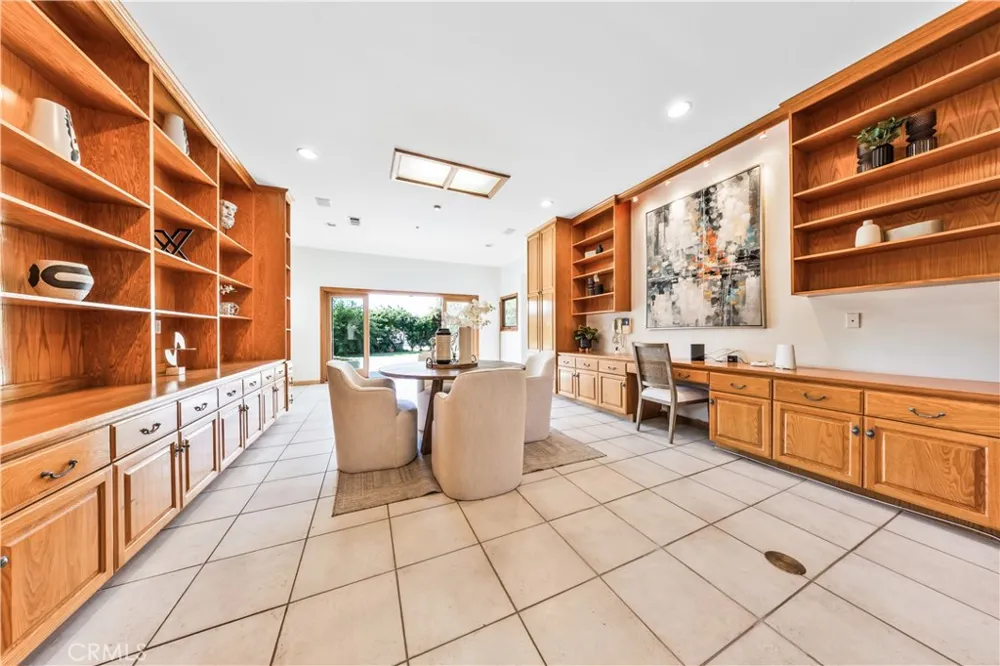 1209 S 8th Avenue Arcadia, CA 91006