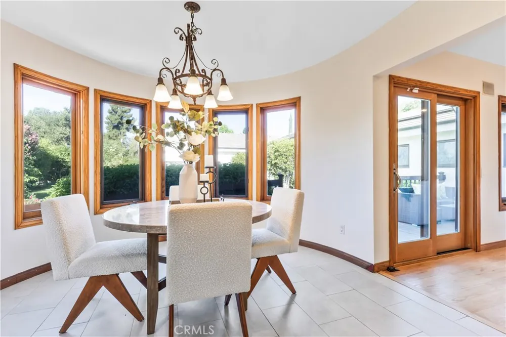 1209 S 8th Avenue Arcadia, CA 91006
