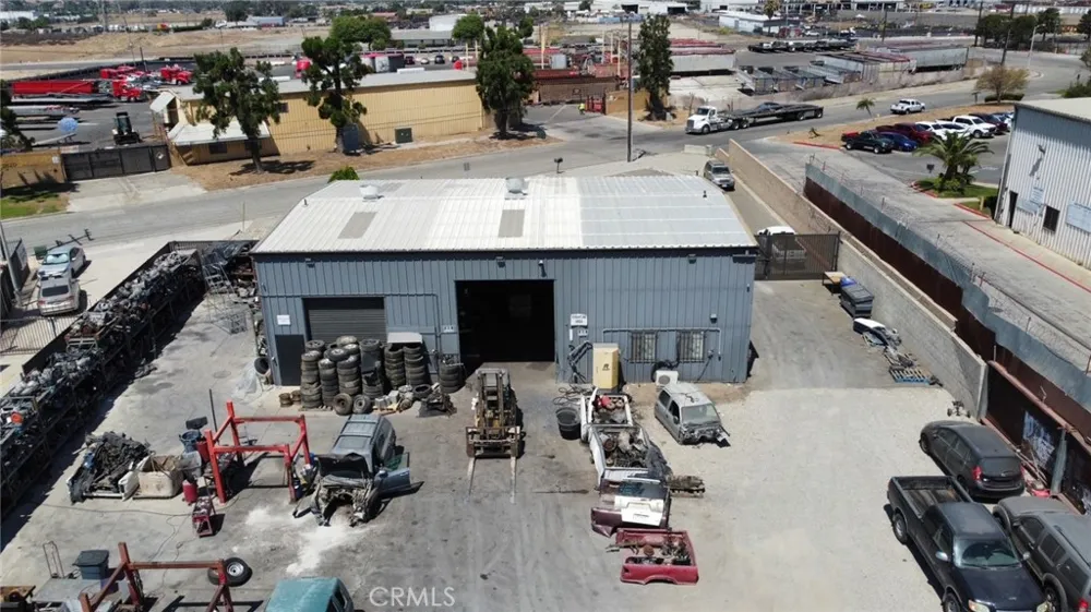 2821 Industrial Drive Bloomington, CA 92316