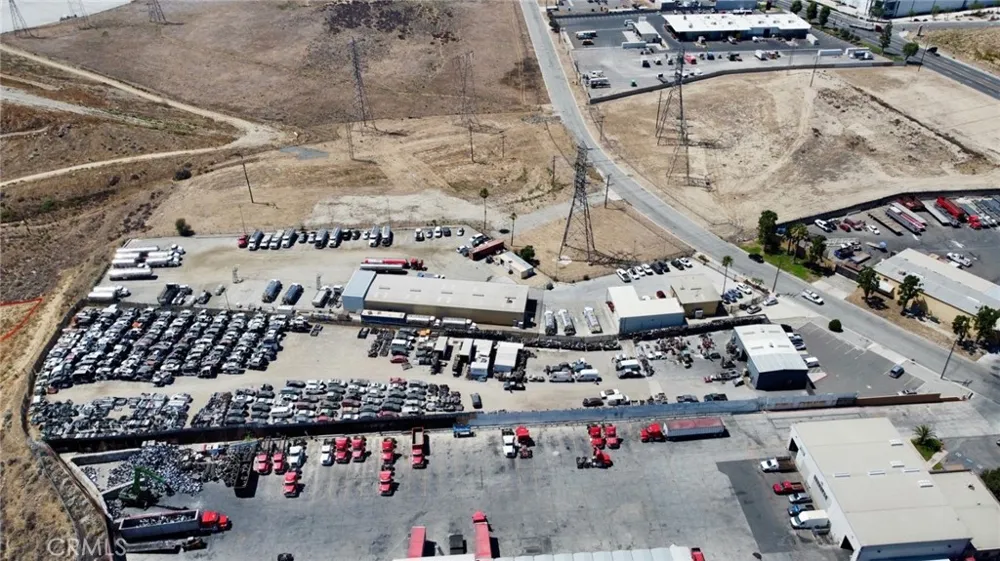 2821 Industrial Drive Bloomington, CA 92316
