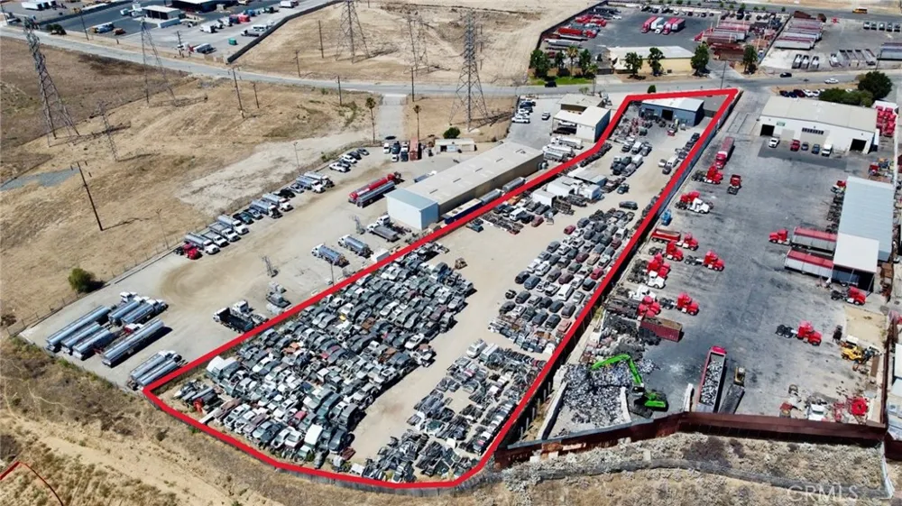 2821 Industrial Drive Bloomington, CA 92316