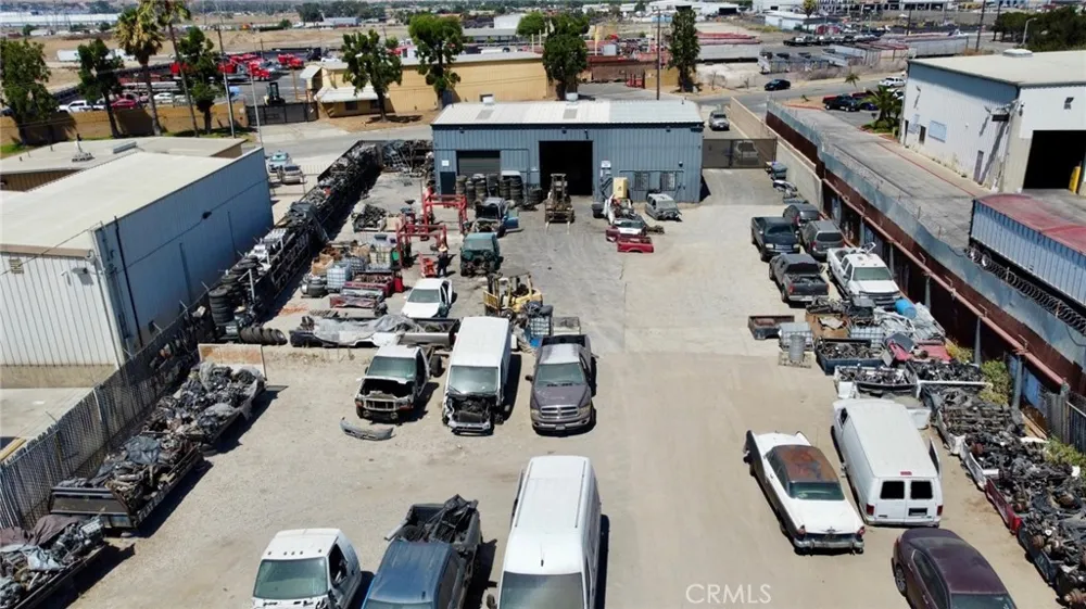 2821 Industrial Drive Bloomington, CA 92316
