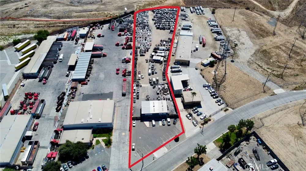 2821 Industrial Drive Bloomington, CA 92316