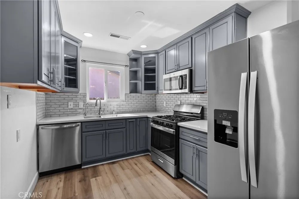 914 Valencia Los Banos, CA 93635