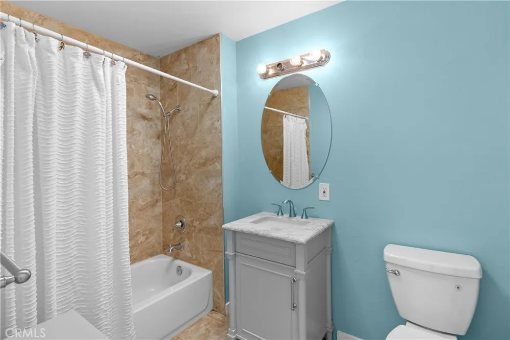 914 Valencia Los Banos, CA 93635