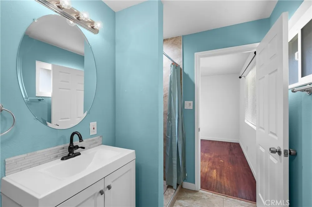914 Valencia Los Banos, CA 93635