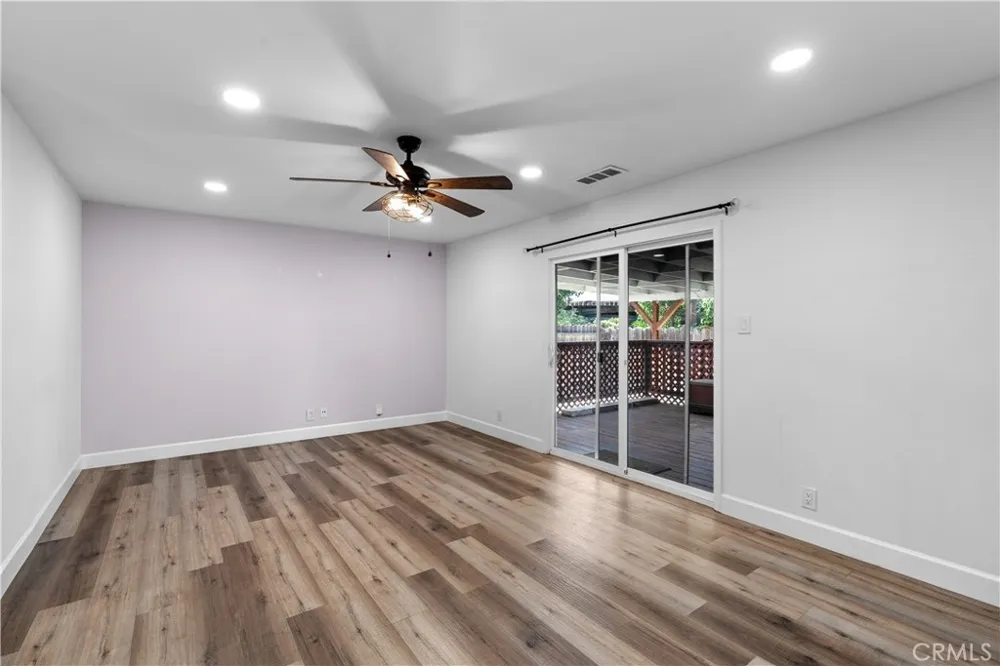 914 Valencia Los Banos, CA 93635