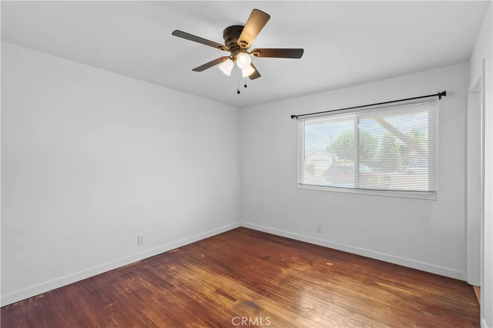 914 Valencia Los Banos, CA 93635