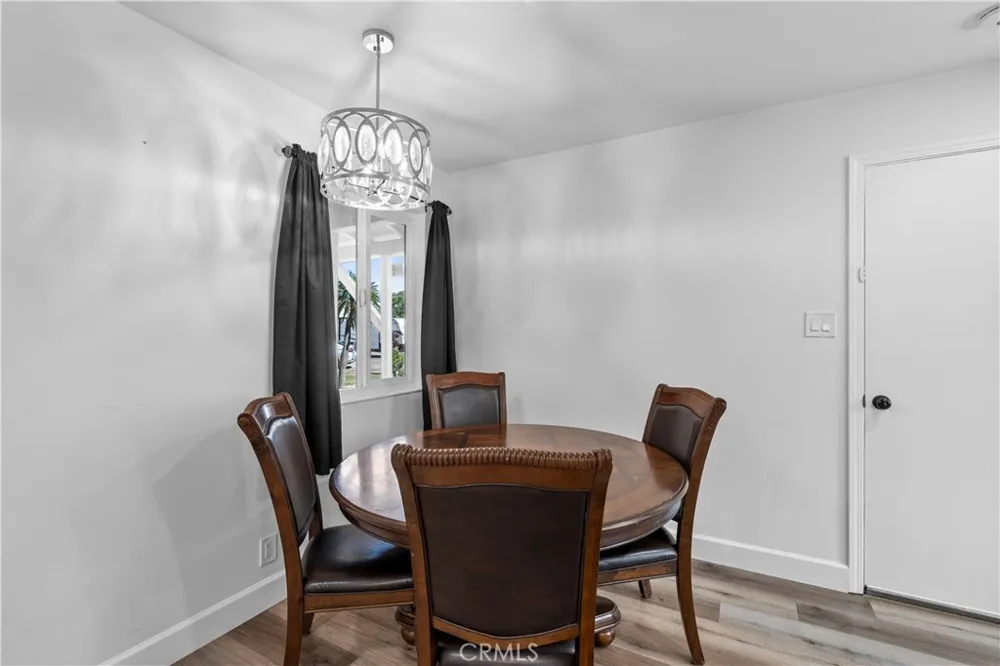 914 Valencia Los Banos, CA 93635