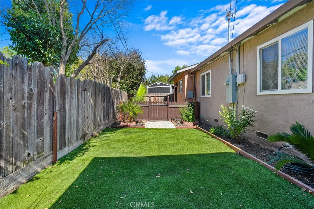 914 Valencia Los Banos, CA 93635