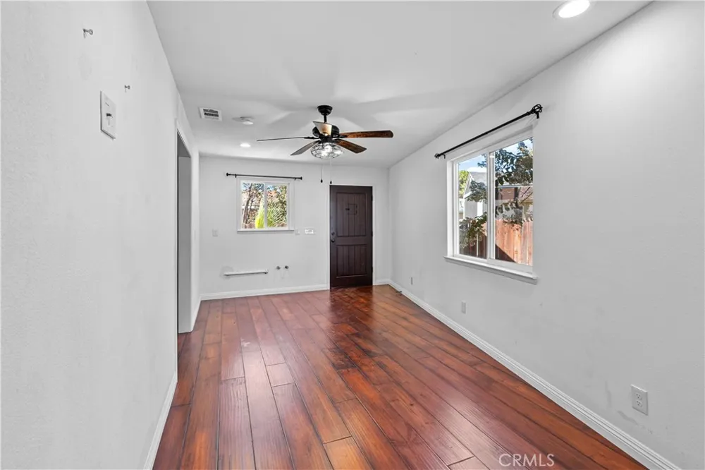 914 Valencia Los Banos, CA 93635