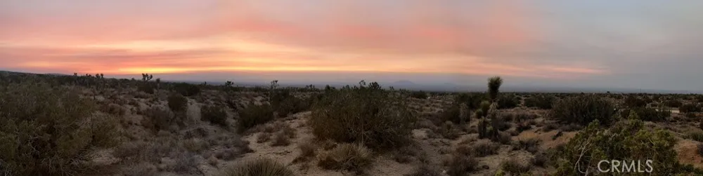 223 Avenue Y14 Llano, CA 93544