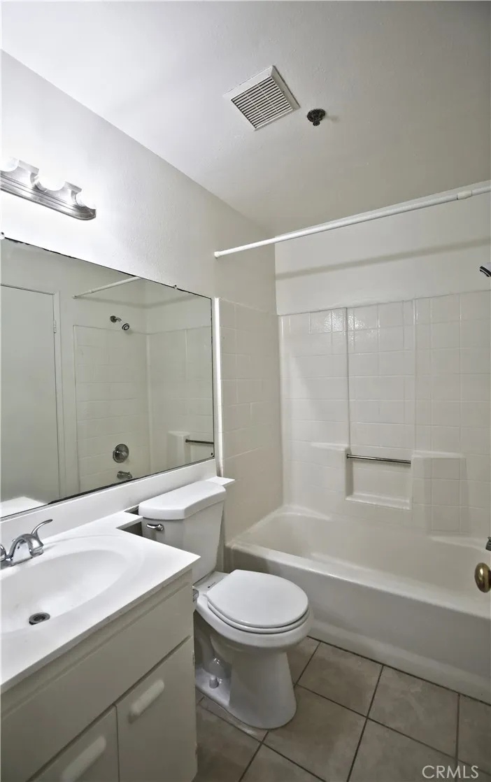 1211 Huntington Drive #F South Pasadena, CA 91030