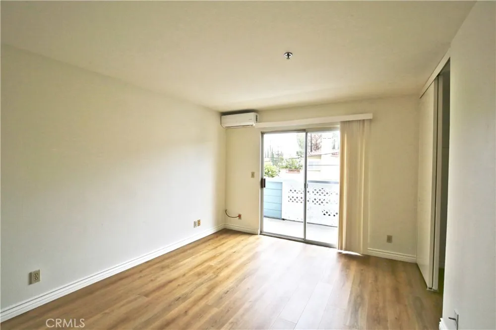 1211 Huntington Drive #F South Pasadena, CA 91030