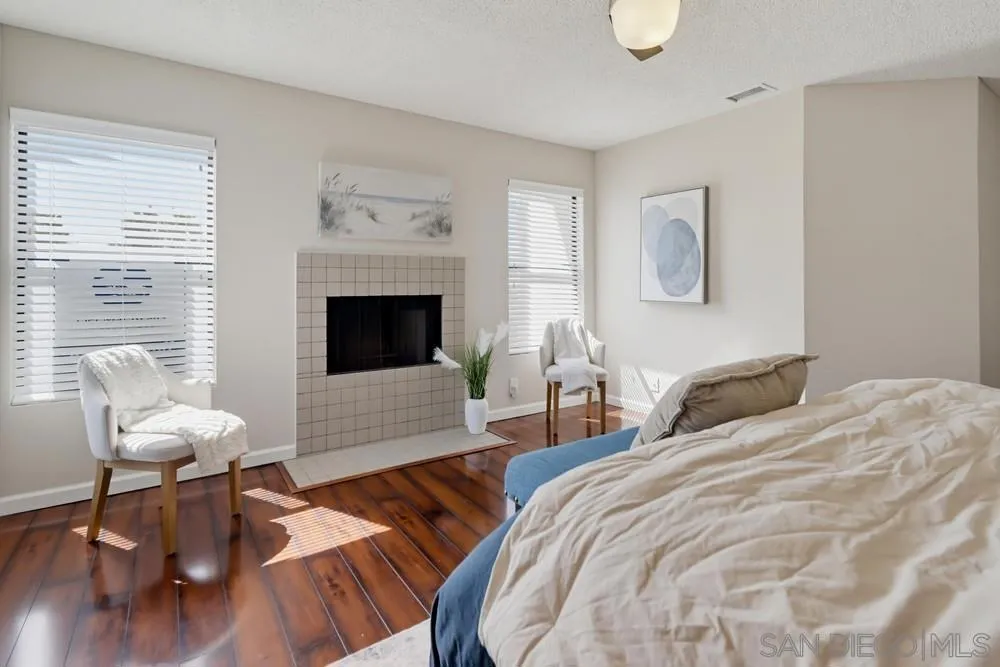 8391 Suntree Pl San Diego, CA 92119