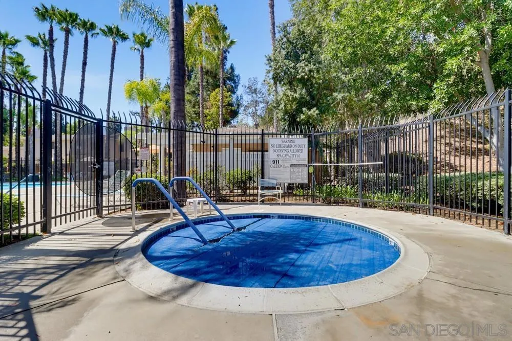 8391 Suntree Pl San Diego, CA 92119