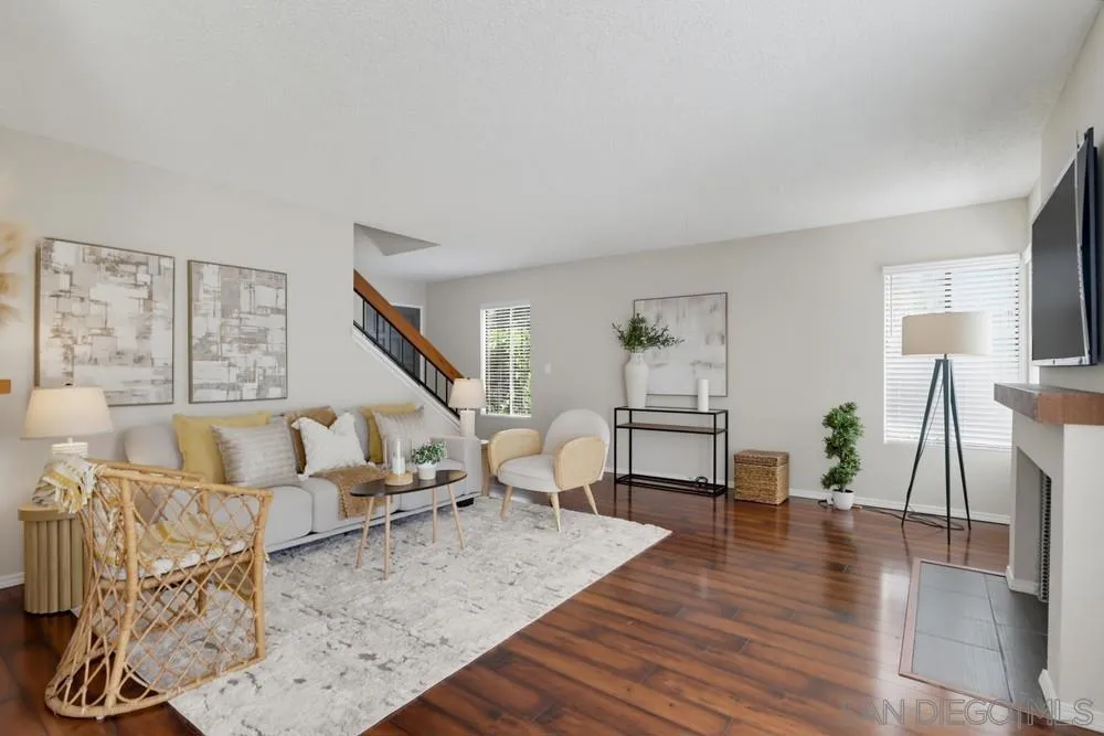 8391 Suntree Pl San Diego, CA 92119