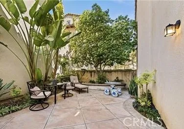 317 Tall Oak Irvine, CA 92603