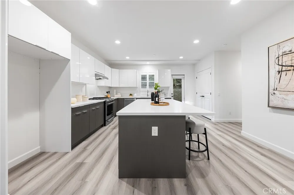 1359 Point Loma Walnut, CA 91789