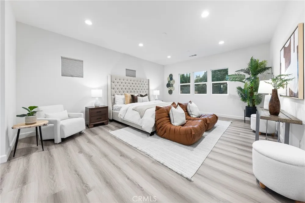 1359 Point Loma Walnut, CA 91789