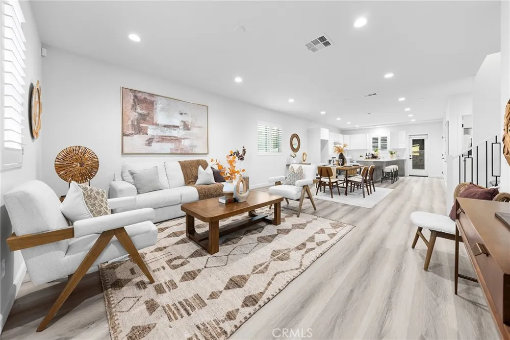 1359 Point Loma Walnut, CA 91789