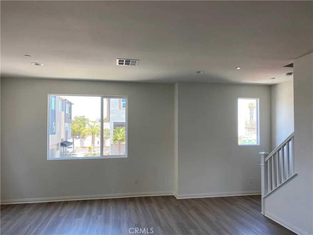 904 E 3rd Santa Ana, CA 92701