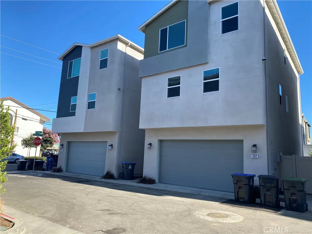 904 E 3rd Santa Ana, CA 92701