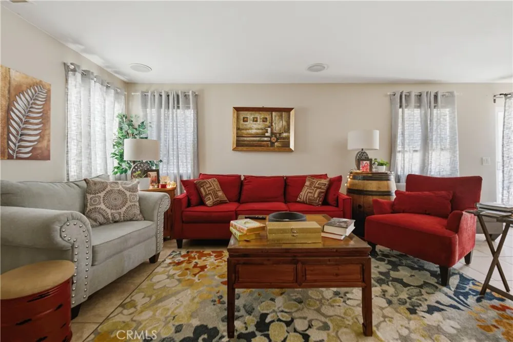 2802 Pewter Palmdale, CA 93550