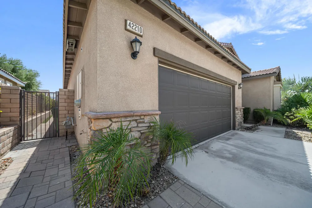 42210 Summit Way Indio, CA 92203