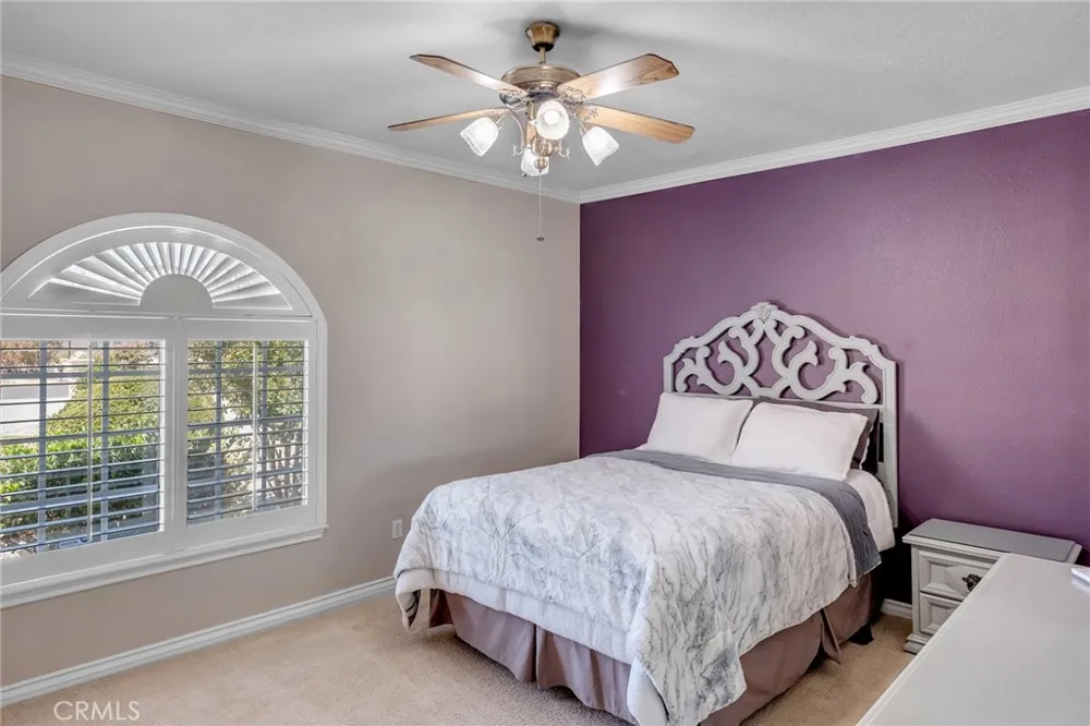 6955 Oak View Court Oak Hills, CA 92344