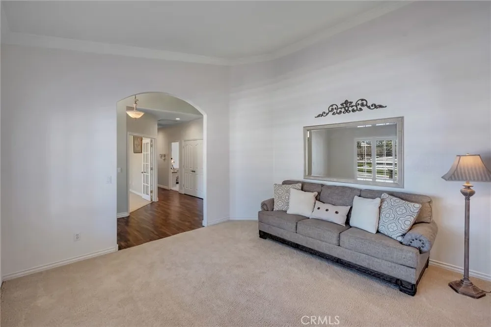 6955 Oak View Court Oak Hills, CA 92344