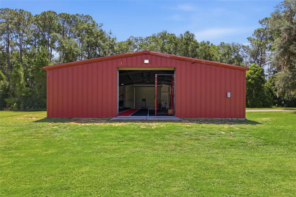 13525 PALM DRIVE Astatula, FL 34705