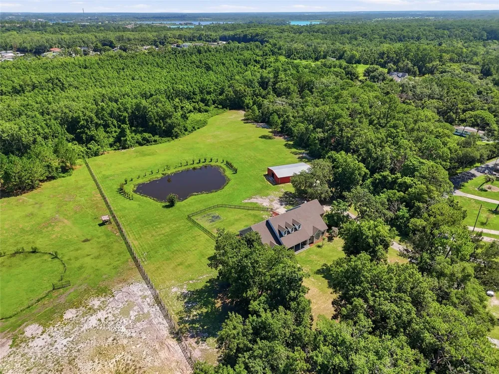 13525 PALM DRIVE Astatula, FL 34705