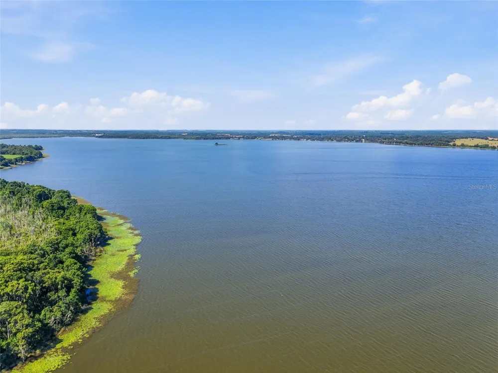 13525 PALM DRIVE Astatula, FL 34705