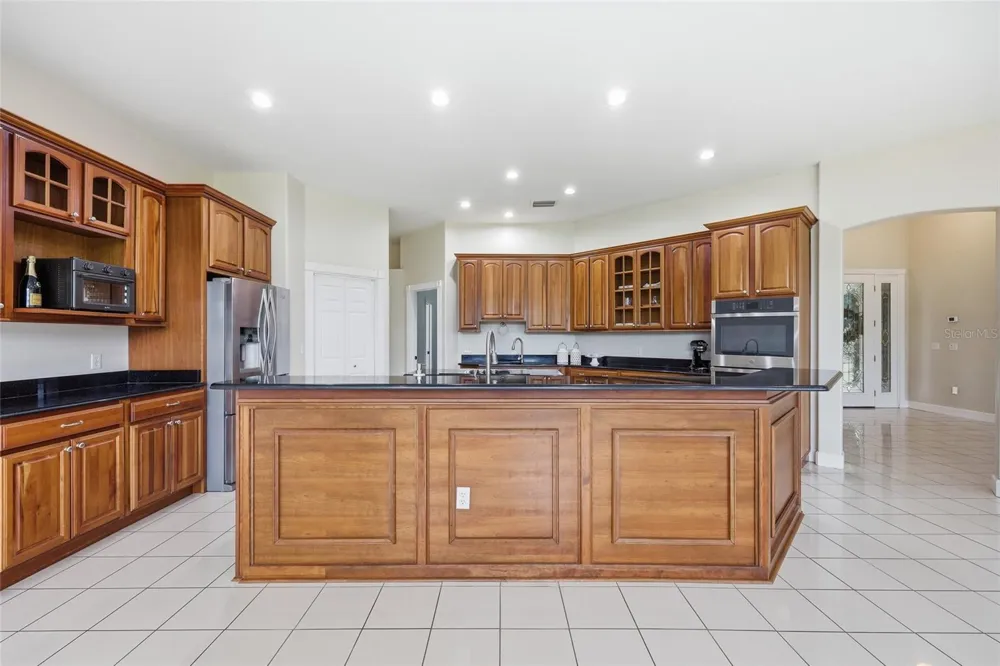 13525 PALM DRIVE Astatula, FL 34705