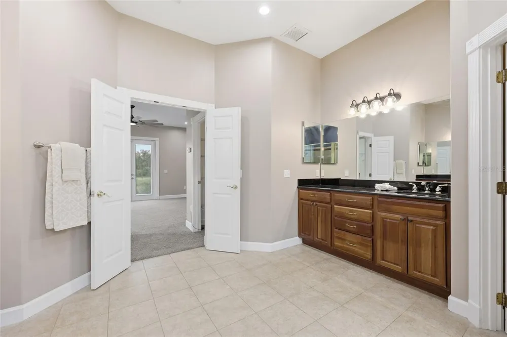 13525 PALM DRIVE Astatula, FL 34705