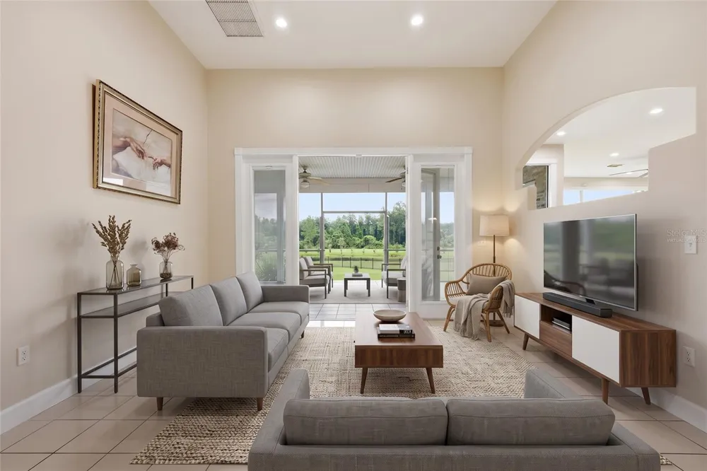 13525 PALM DRIVE Astatula, FL 34705